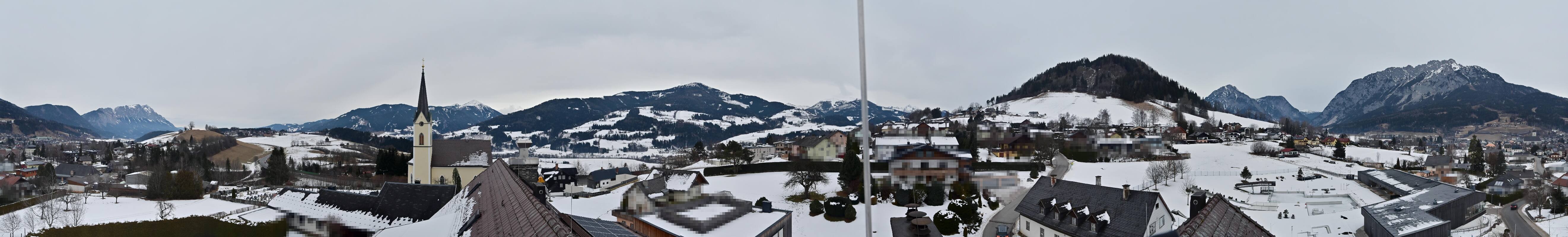 Archiv Foto Webcam Gröbming: Kirche und Panoramabad