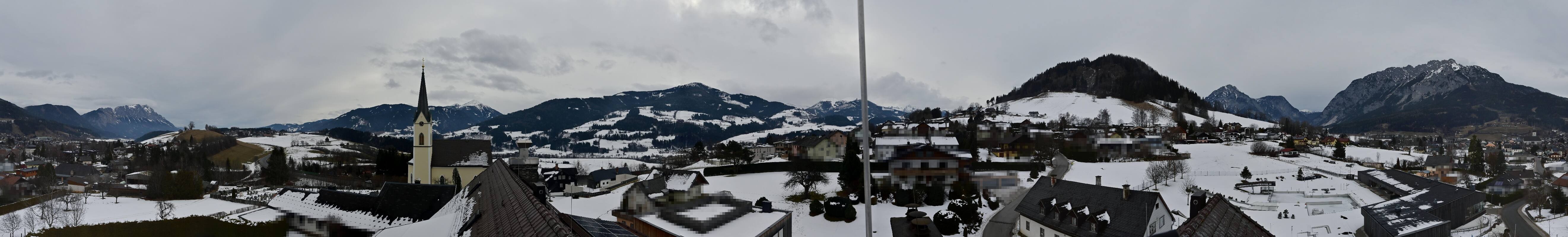 Archiv Foto Webcam Gröbming: Kirche und Panoramabad
