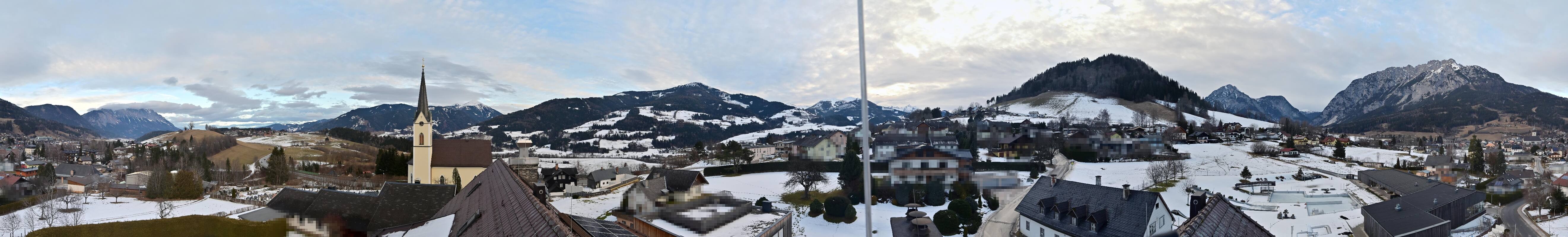 Archiv Foto Webcam Gröbming: Kirche und Panoramabad