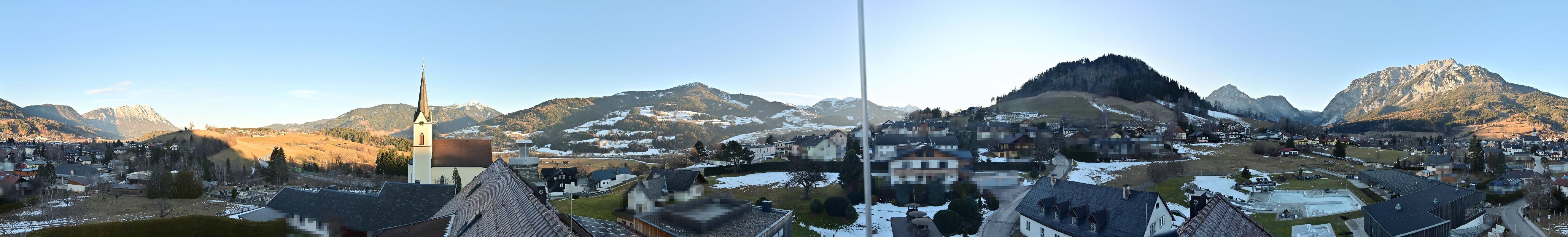 Archiv Foto Webcam Gröbming: Kirche und Panoramabad