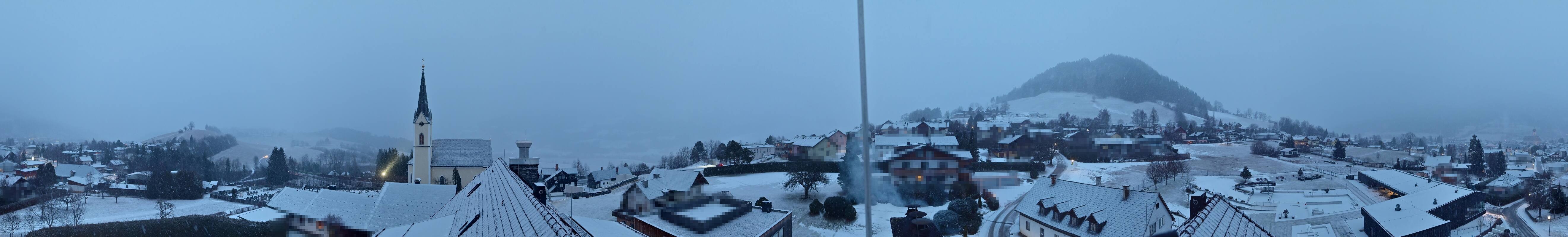 Archiv Foto Webcam Gröbming: Kirche und Panoramabad