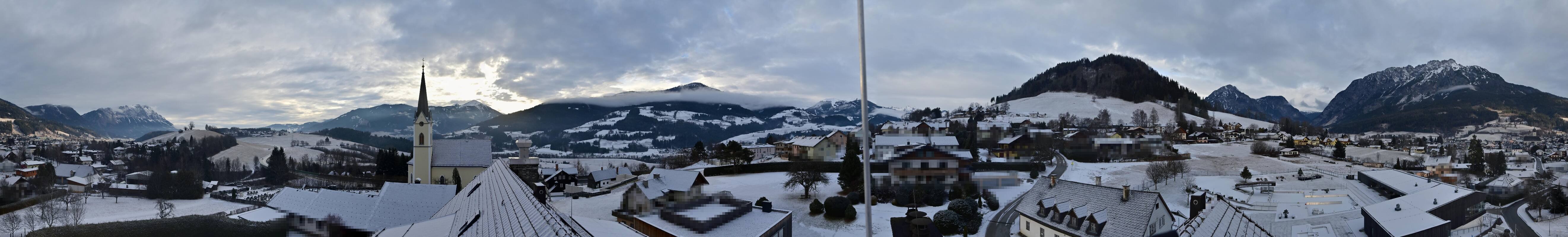 Archiv Foto Webcam Gröbming: Kirche und Panoramabad