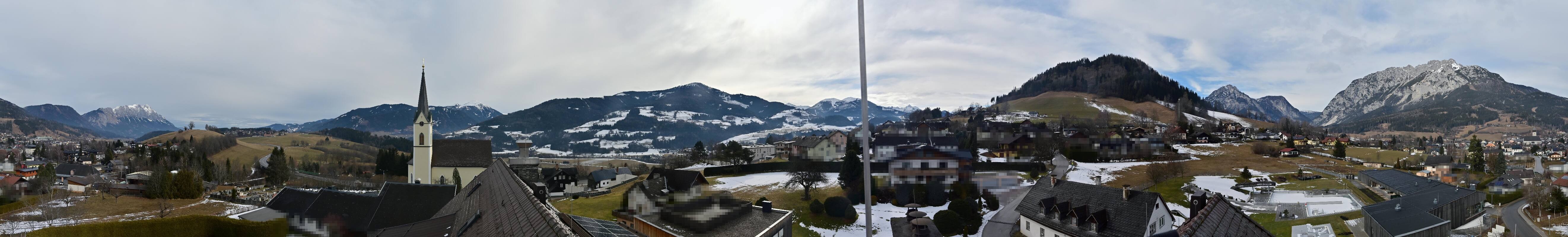 Archiv Foto Webcam Gröbming: Kirche und Panoramabad