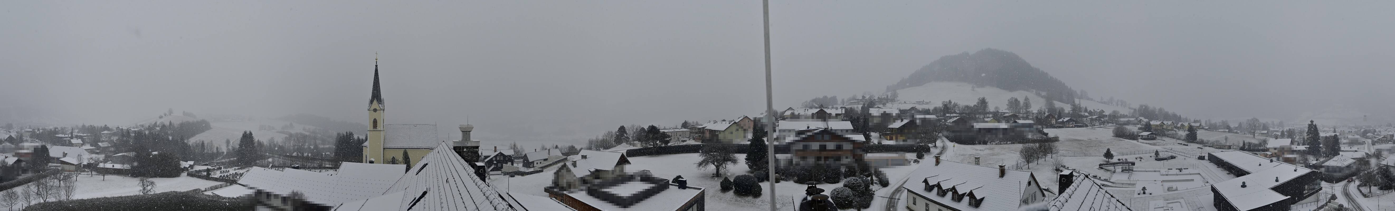 Archiv Foto Webcam Gröbming: Kirche und Panoramabad