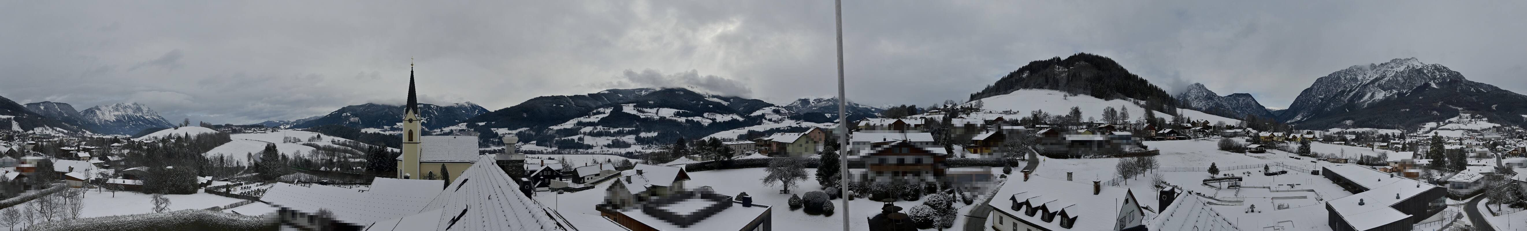 Archiv Foto Webcam Gröbming: Kirche und Panoramabad