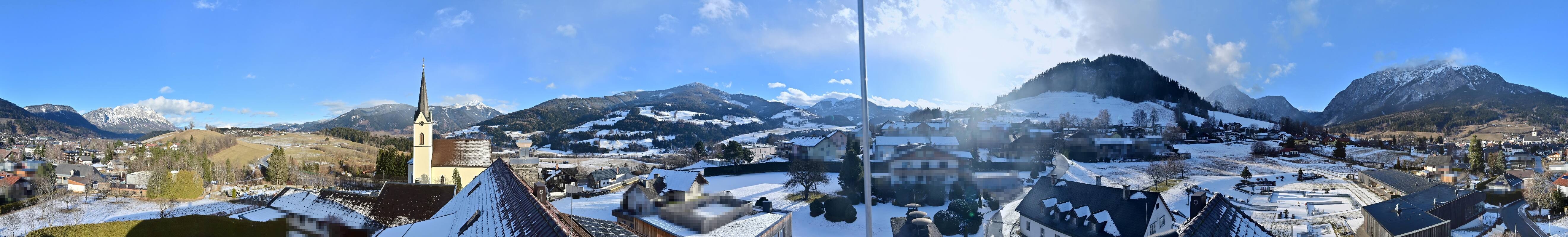 Archiv Foto Webcam Gröbming: Kirche und Panoramabad