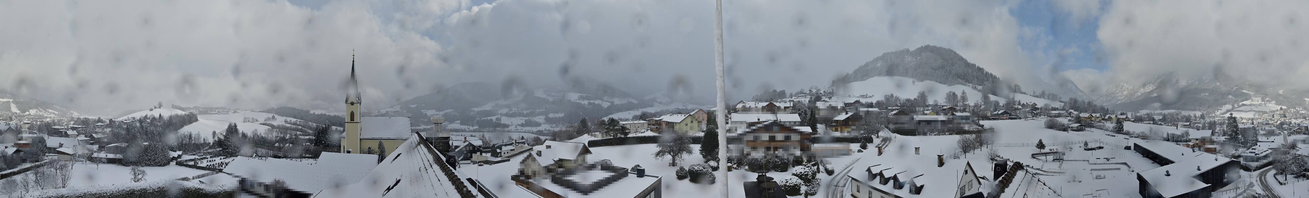 Archiv Foto Webcam Gröbming: Kirche und Panoramabad