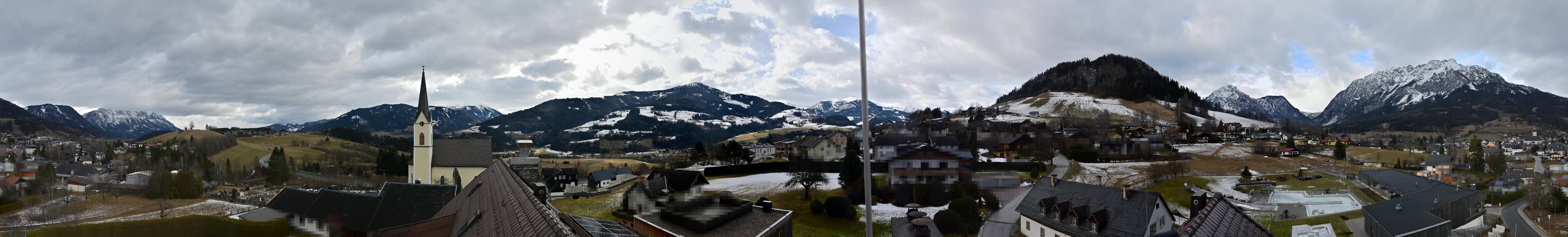 Archiv Foto Webcam Gröbming: Kirche und Panoramabad