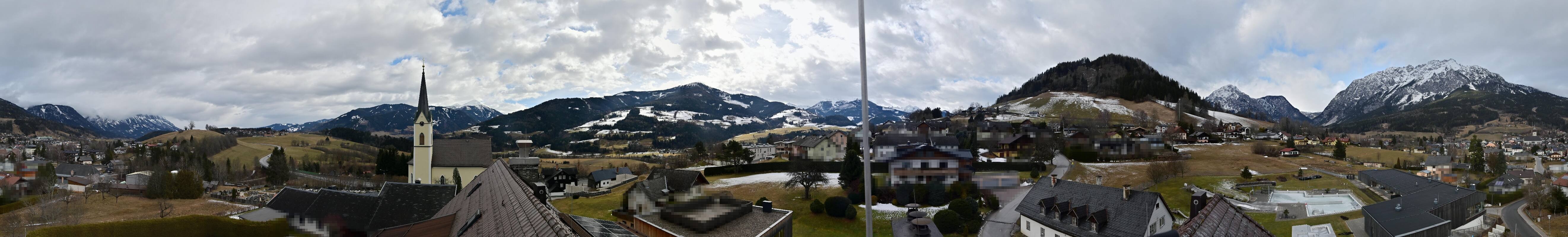 Archiv Foto Webcam Gröbming: Kirche und Panoramabad