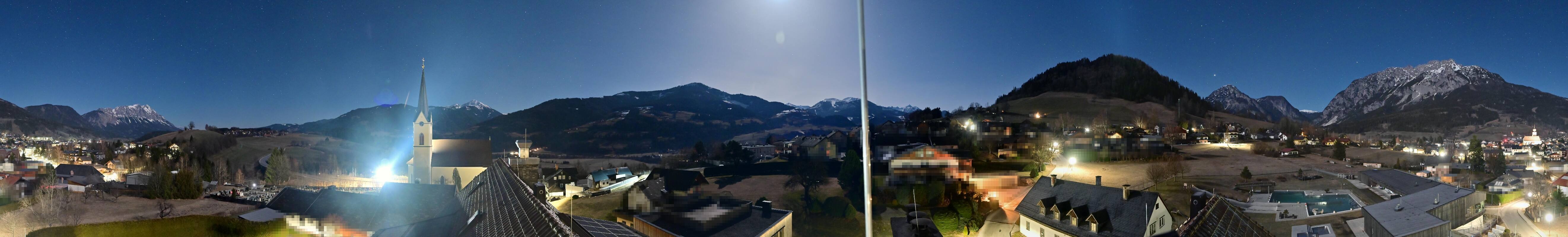 Archiv Foto Webcam Gröbming: Kirche und Panoramabad