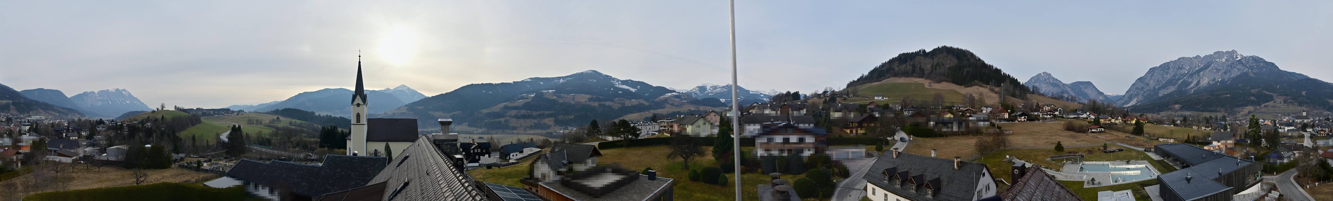 Archiv Foto Webcam Gröbming: Kirche und Panoramabad