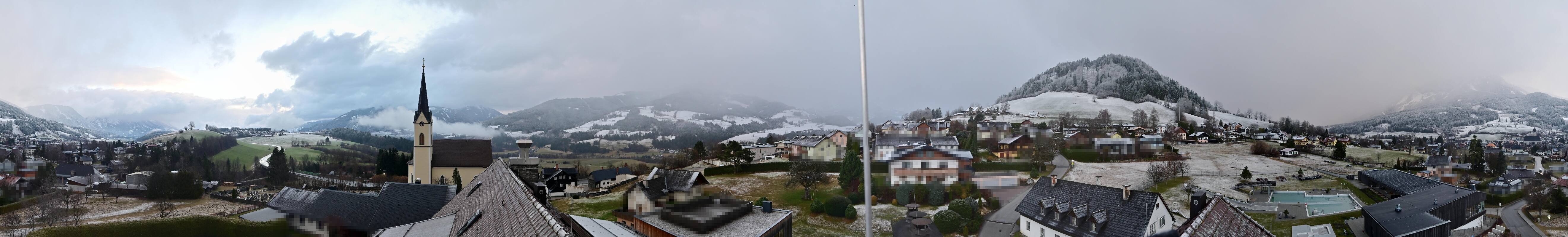 Archiv Foto Webcam Gröbming: Kirche und Panoramabad