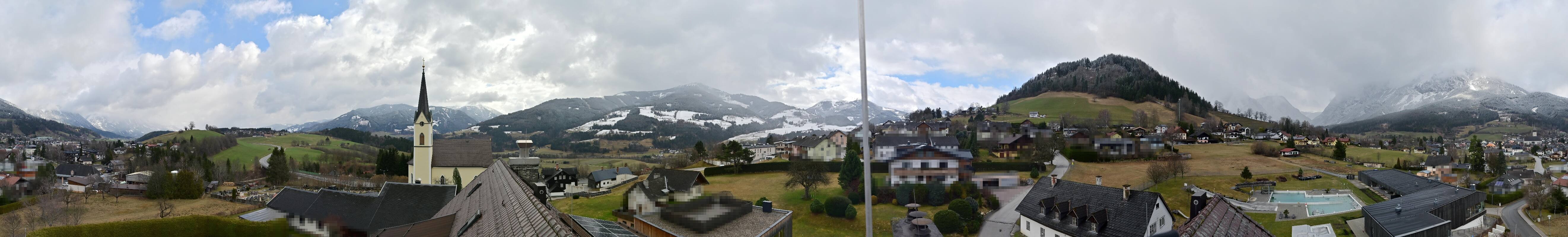 Archiv Foto Webcam Gröbming: Kirche und Panoramabad