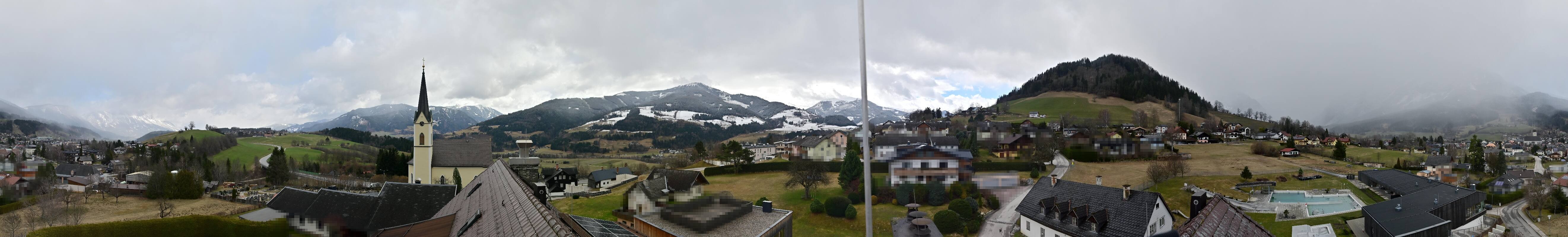 Archiv Foto Webcam Gröbming: Kirche und Panoramabad