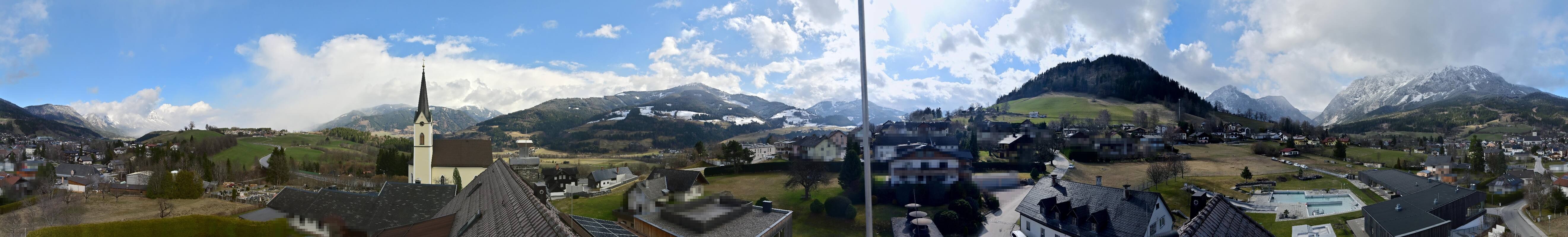 Archiv Foto Webcam Gröbming: Kirche und Panoramabad