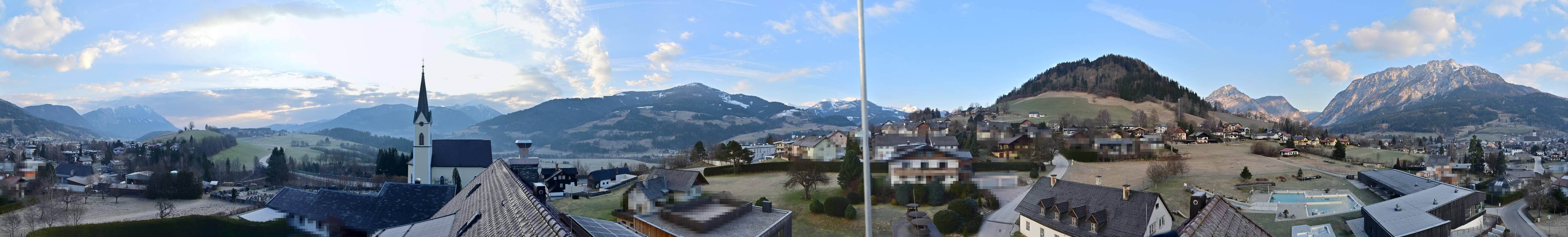 Archiv Foto Webcam Gröbming: Kirche und Panoramabad