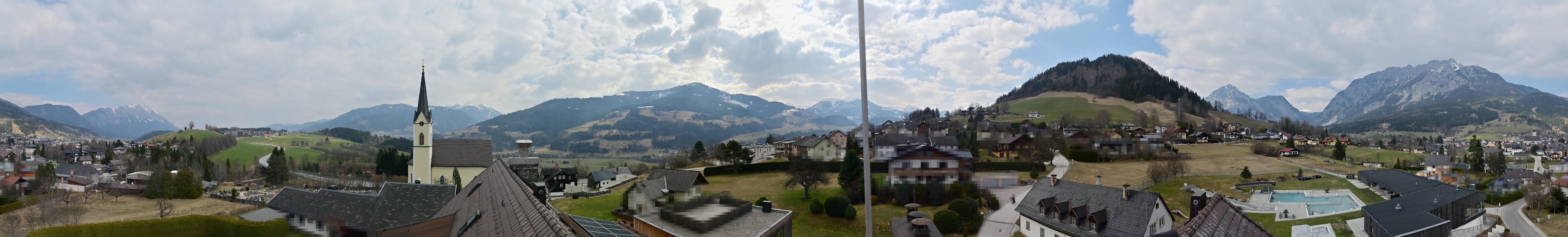 Archiv Foto Webcam Gröbming: Kirche und Panoramabad