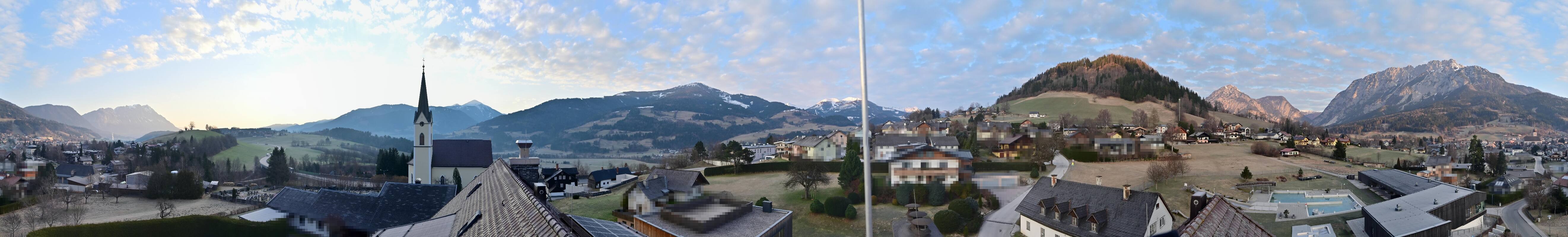 Archiv Foto Webcam Gröbming: Kirche und Panoramabad