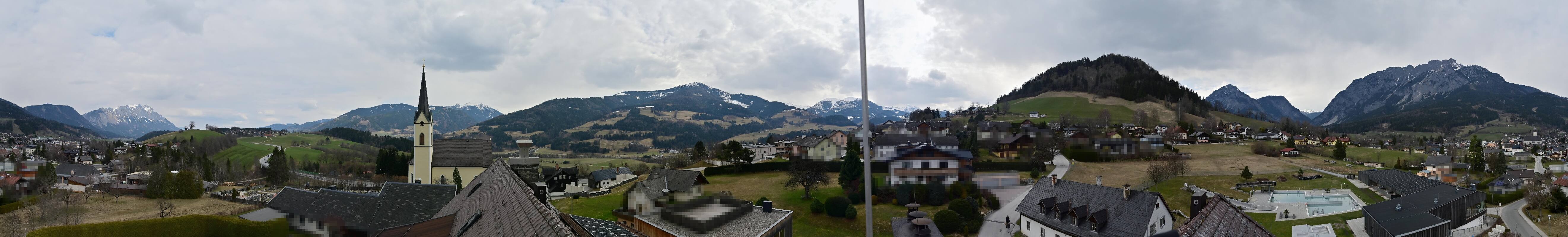 Archiv Foto Webcam Gröbming: Kirche und Panoramabad