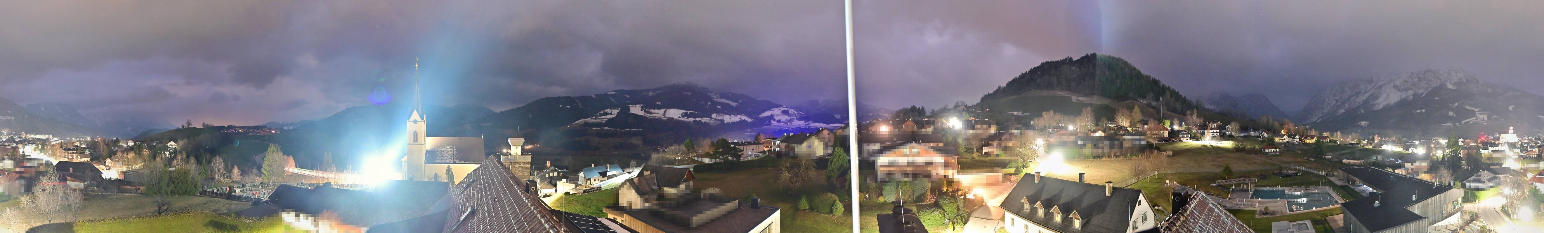 Archiv Foto Webcam Gröbming: Kirche und Panoramabad