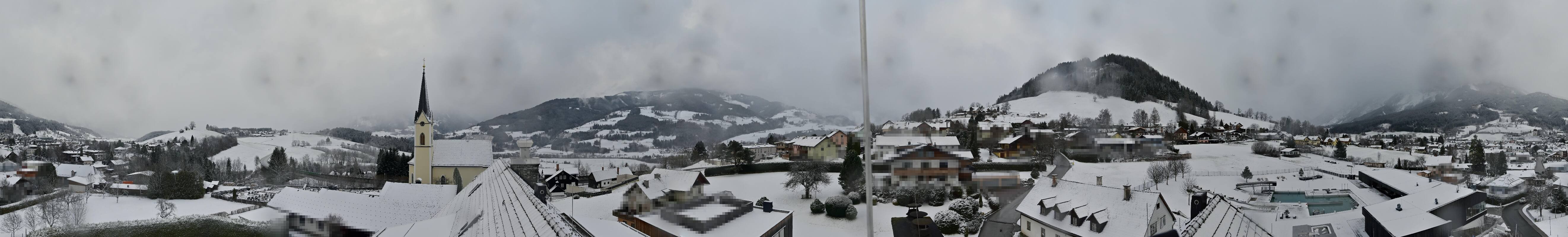 Archiv Foto Webcam Gröbming: Kirche und Panoramabad