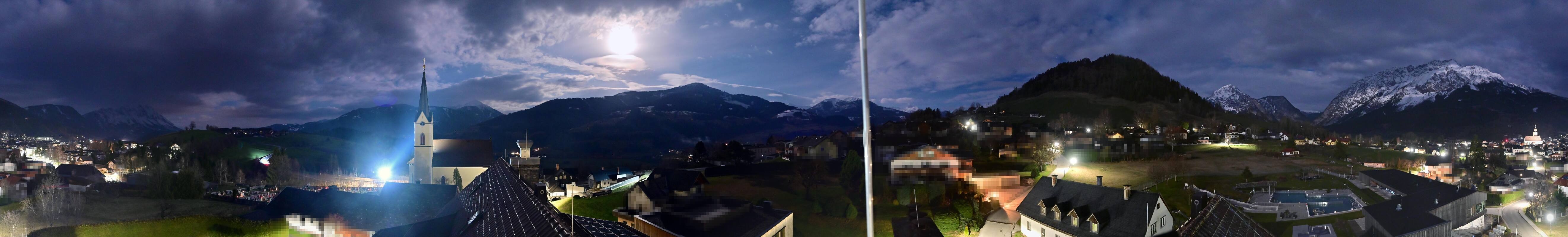 Archiv Foto Webcam Gröbming: Kirche und Panoramabad