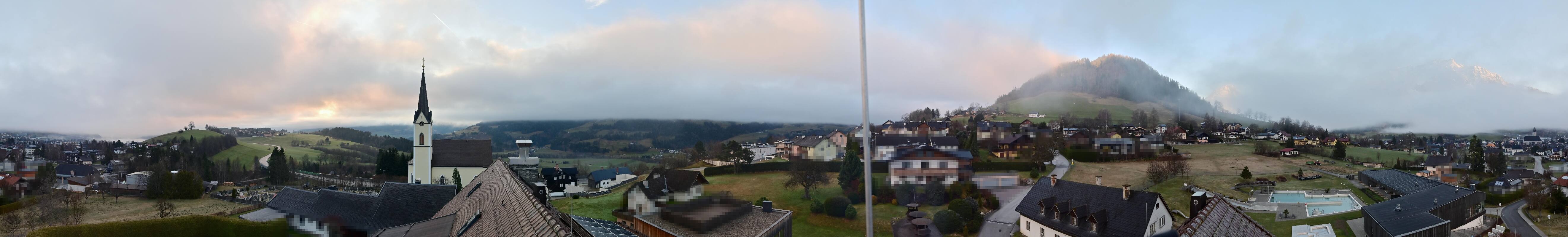 Archiv Foto Webcam Gröbming: Kirche und Panoramabad