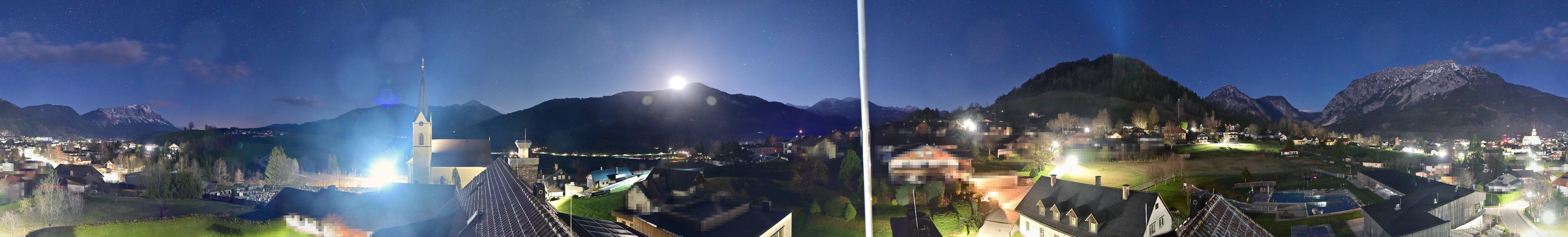 Archiv Foto Webcam Gröbming: Kirche und Panoramabad