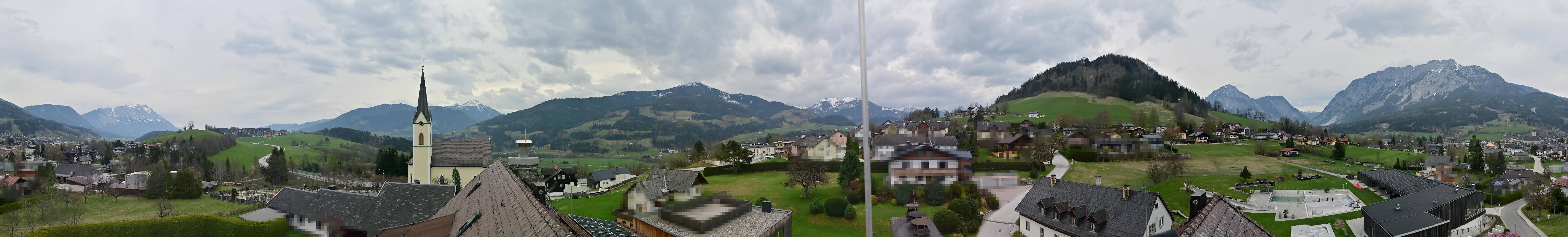 Archiv Foto Webcam Gröbming: Kirche und Panoramabad