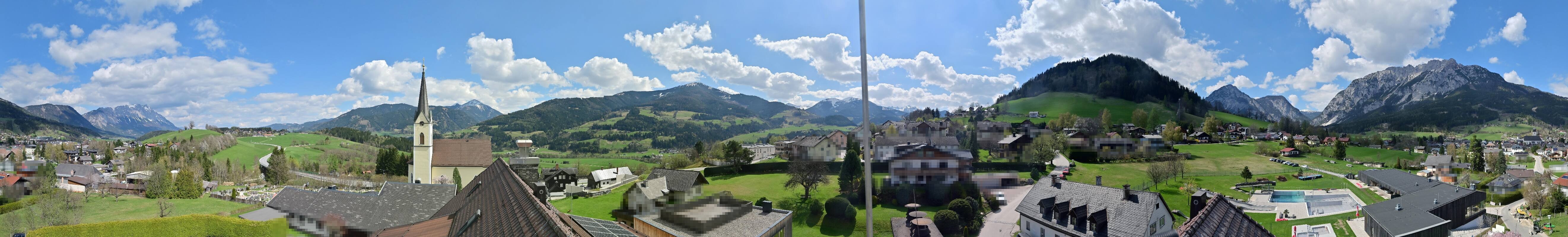 Archiv Foto Webcam Gröbming: Kirche und Panoramabad