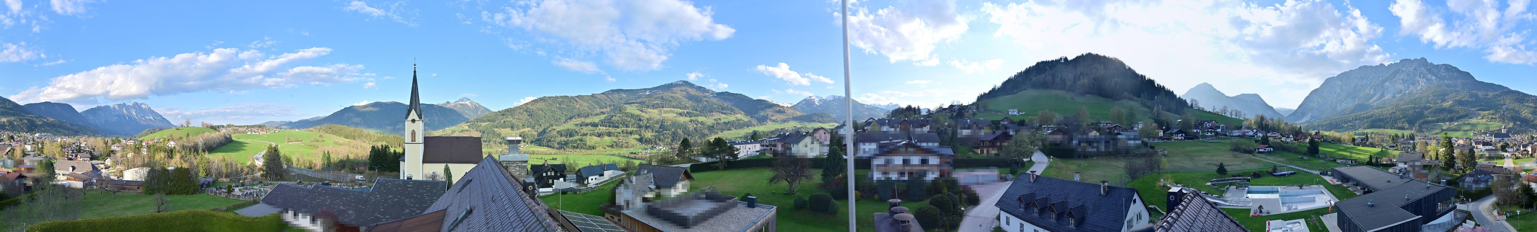 Archiv Foto Webcam Gröbming: Kirche und Panoramabad