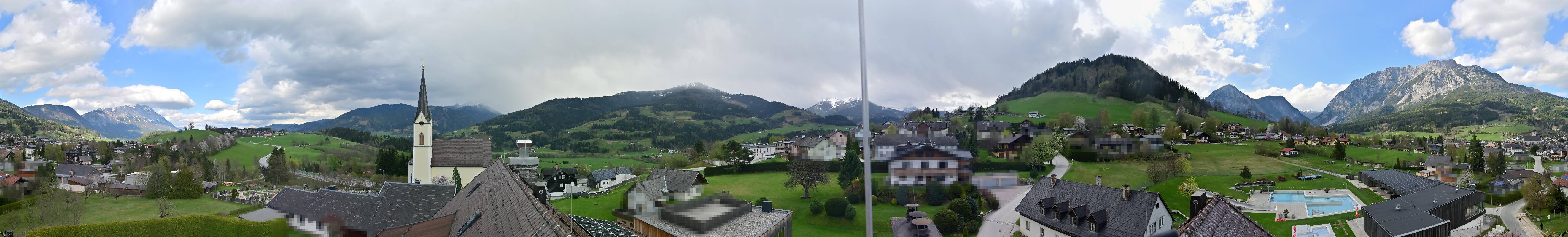 Archiv Foto Webcam Gröbming: Kirche und Panoramabad