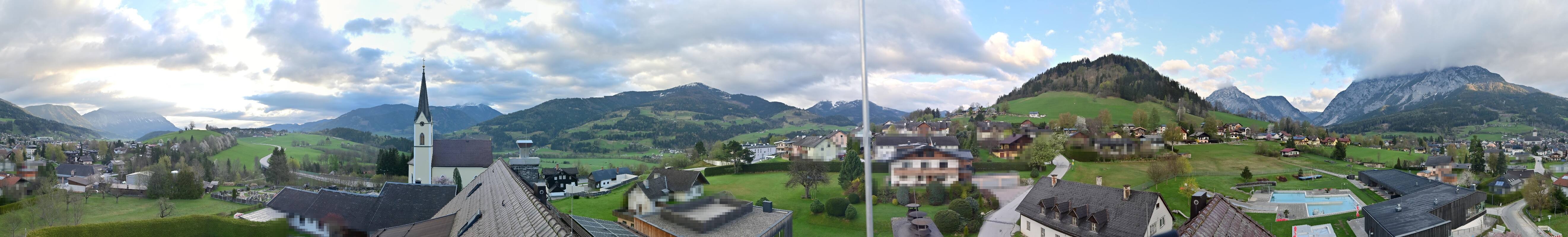 Archiv Foto Webcam Gröbming: Kirche und Panoramabad