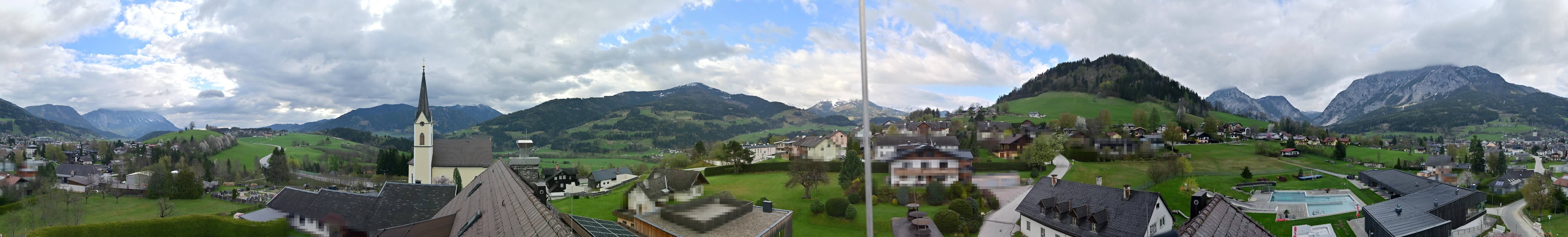 Archiv Foto Webcam Gröbming: Kirche und Panoramabad