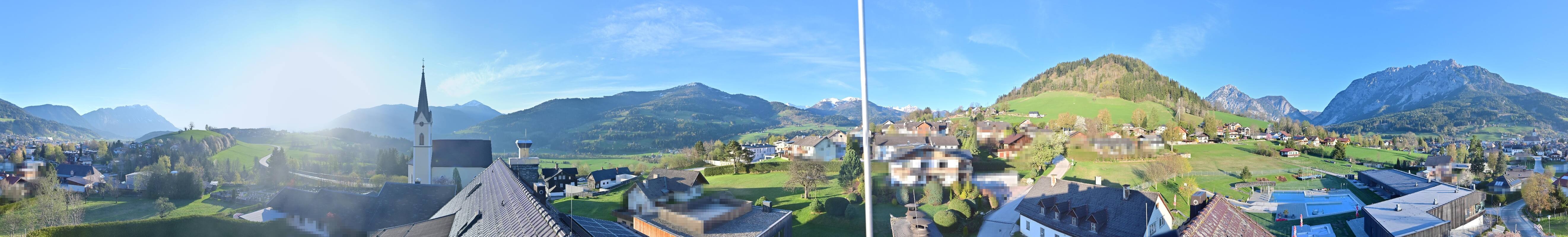 Archiv Foto Webcam Gröbming: Kirche und Panoramabad