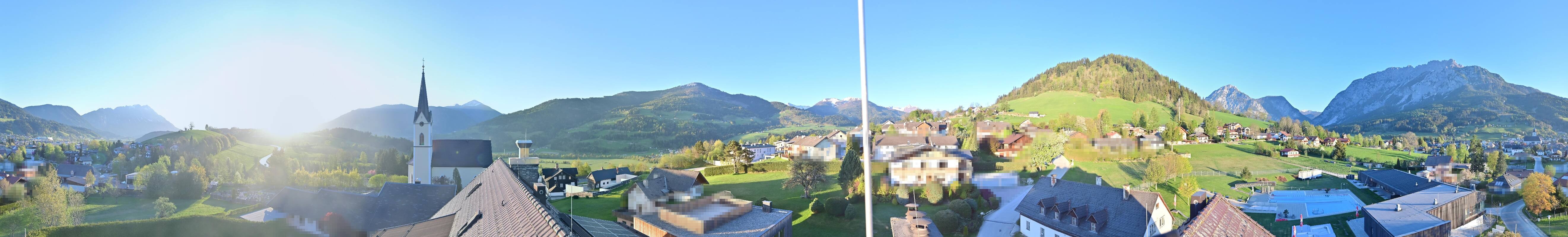 Archiv Foto Webcam Gröbming: Kirche und Panoramabad