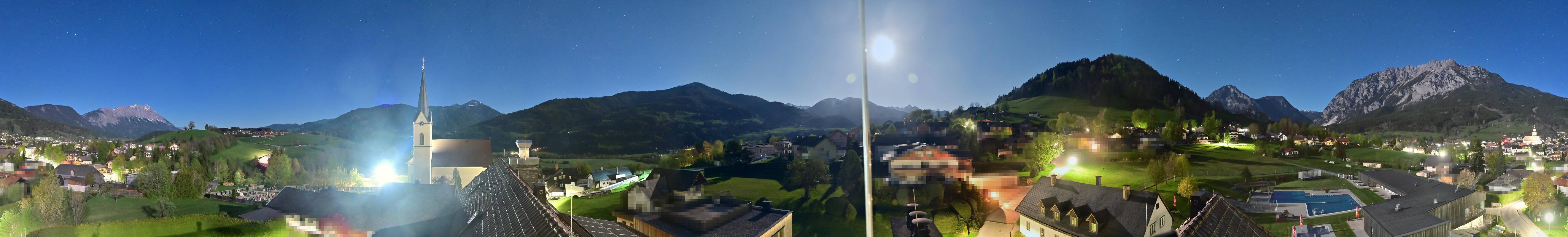 Archiv Foto Webcam Gröbming: Kirche und Panoramabad