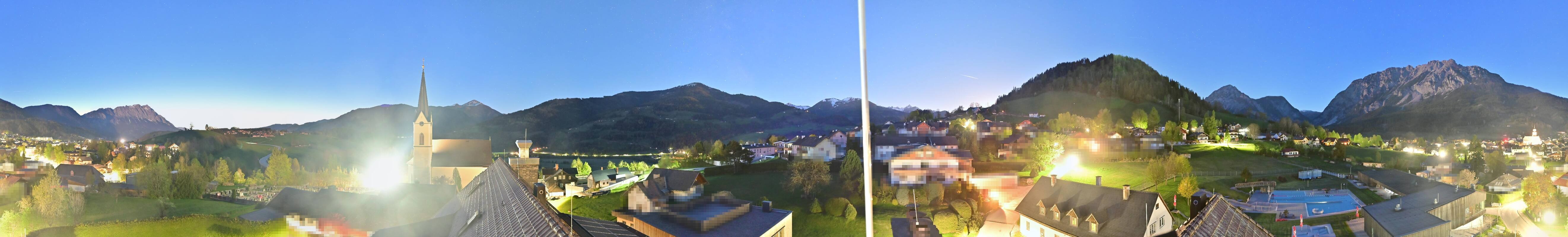 Archiv Foto Webcam Gröbming: Kirche und Panoramabad