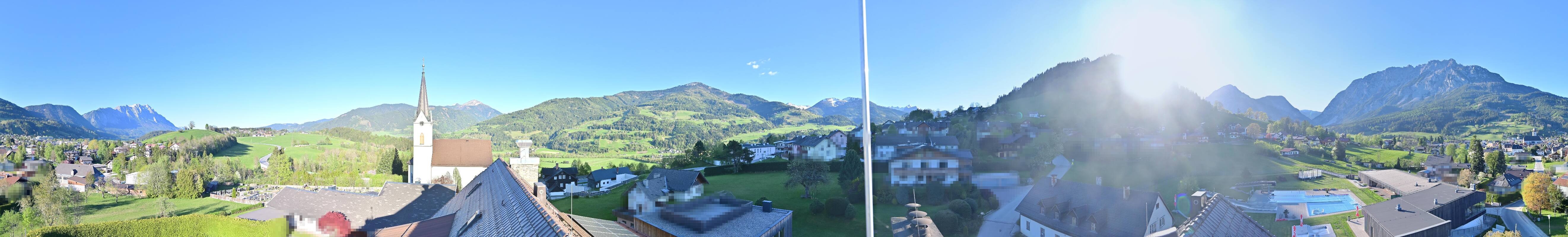 Archiv Foto Webcam Gröbming: Kirche und Panoramabad