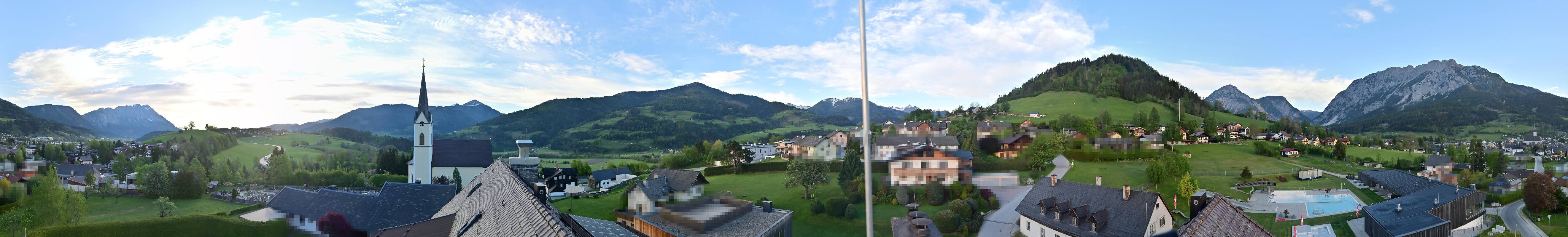 Archiv Foto Webcam Gröbming: Kirche und Panoramabad