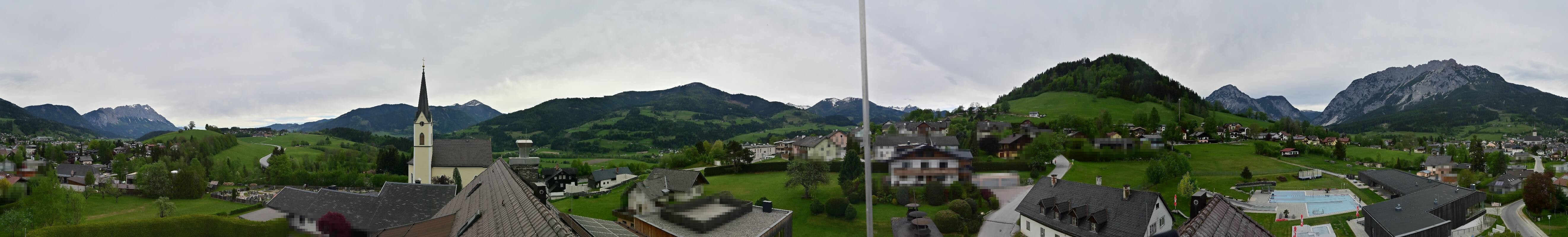 Archiv Foto Webcam Gröbming: Kirche und Panoramabad