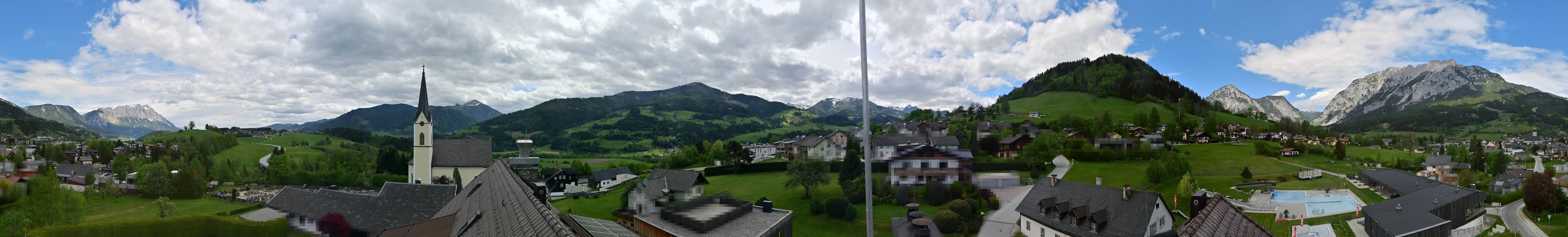 Archiv Foto Webcam Gröbming: Kirche und Panoramabad