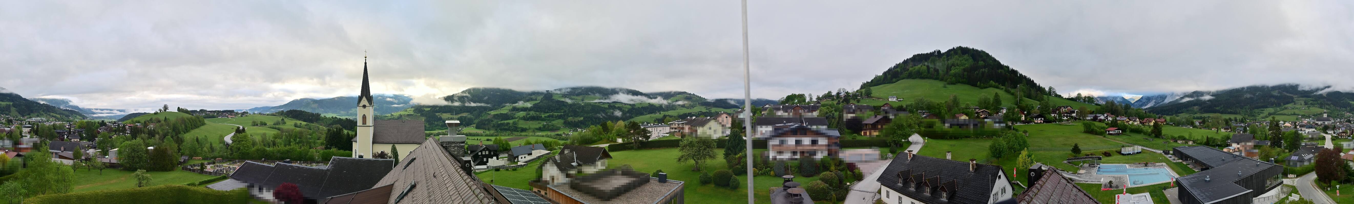 Archiv Foto Webcam Gröbming: Kirche und Panoramabad