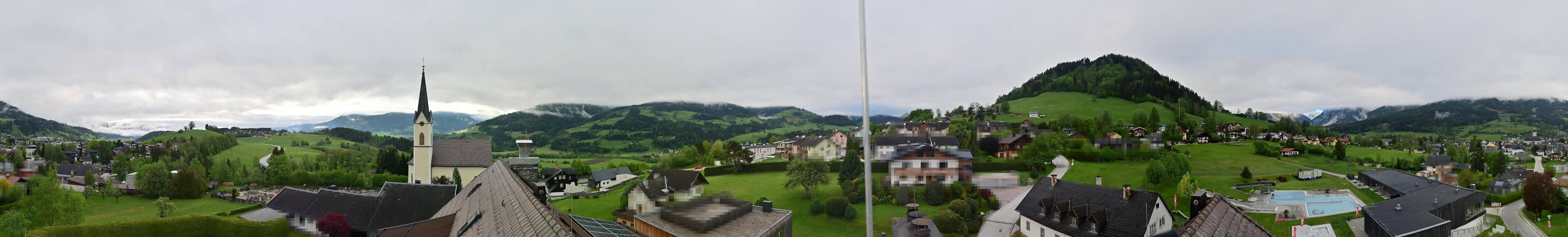 Archiv Foto Webcam Gröbming: Kirche und Panoramabad