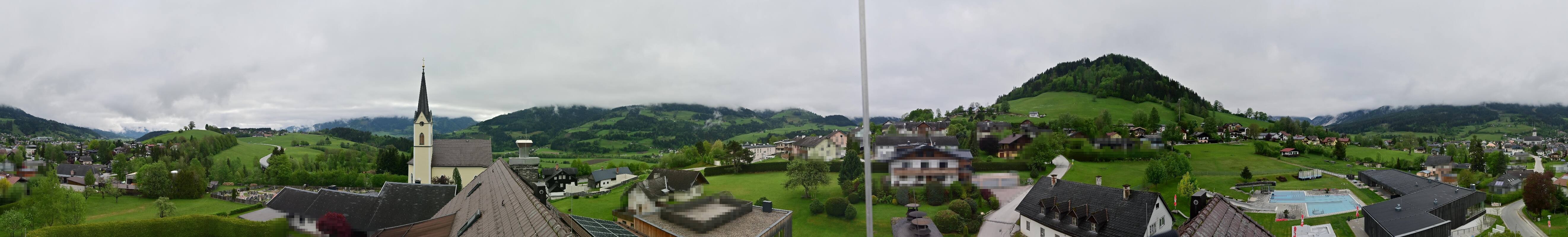 Archiv Foto Webcam Gröbming: Kirche und Panoramabad