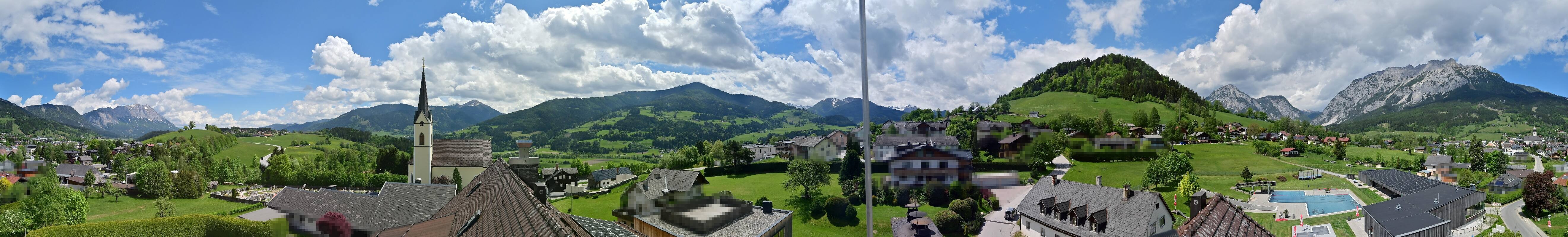 Archiv Foto Webcam Gröbming: Kirche und Panoramabad