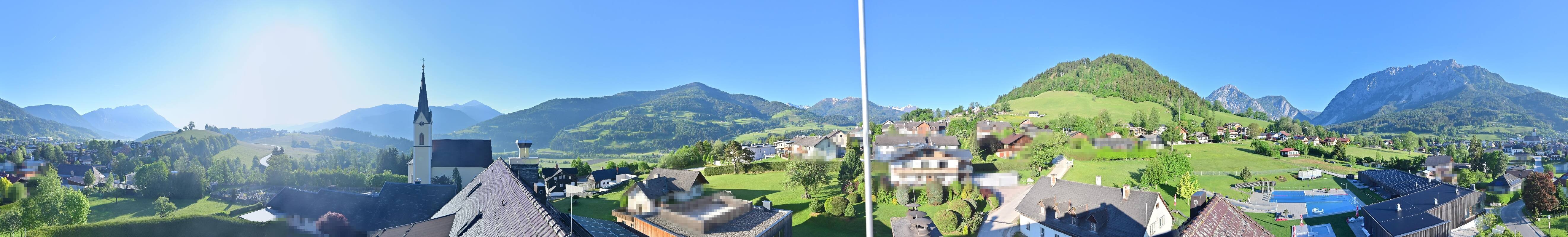 Archiv Foto Webcam Gröbming: Kirche und Panoramabad