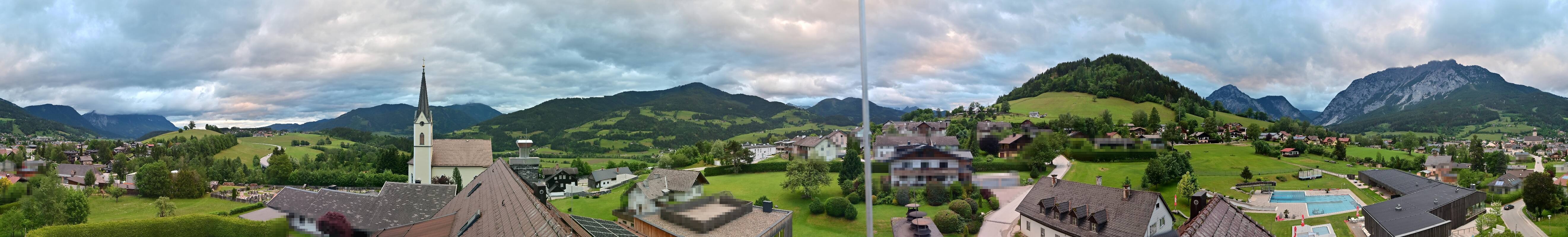 Archiv Foto Webcam Gröbming: Kirche und Panoramabad