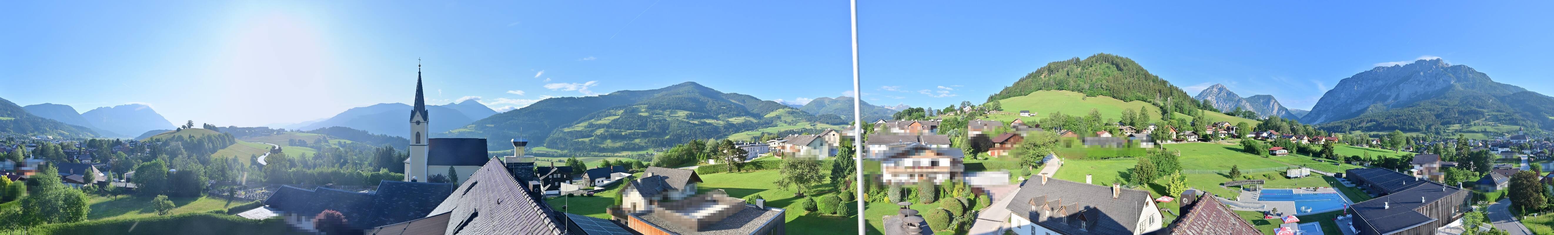 Archiv Foto Webcam Gröbming: Kirche und Panoramabad