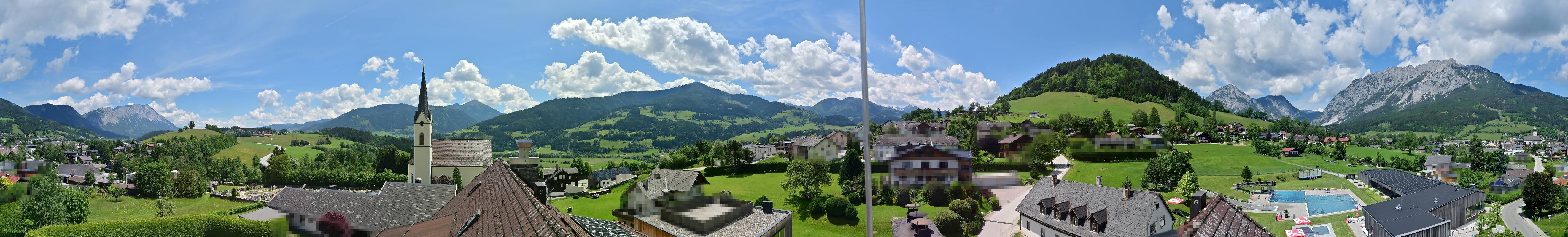 Archiv Foto Webcam Gröbming: Kirche und Panoramabad